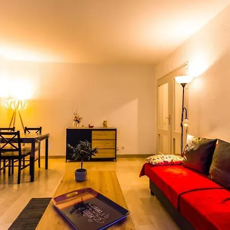 * Le St-eloi *1 Chambre, Parking, Wifi, Jardin*